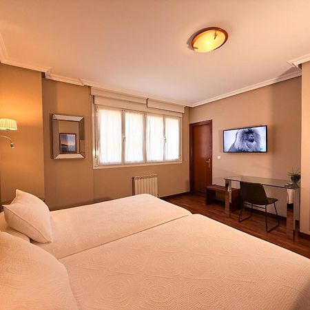 Hotel Verdemar リバデセリャ エクステリア 写真