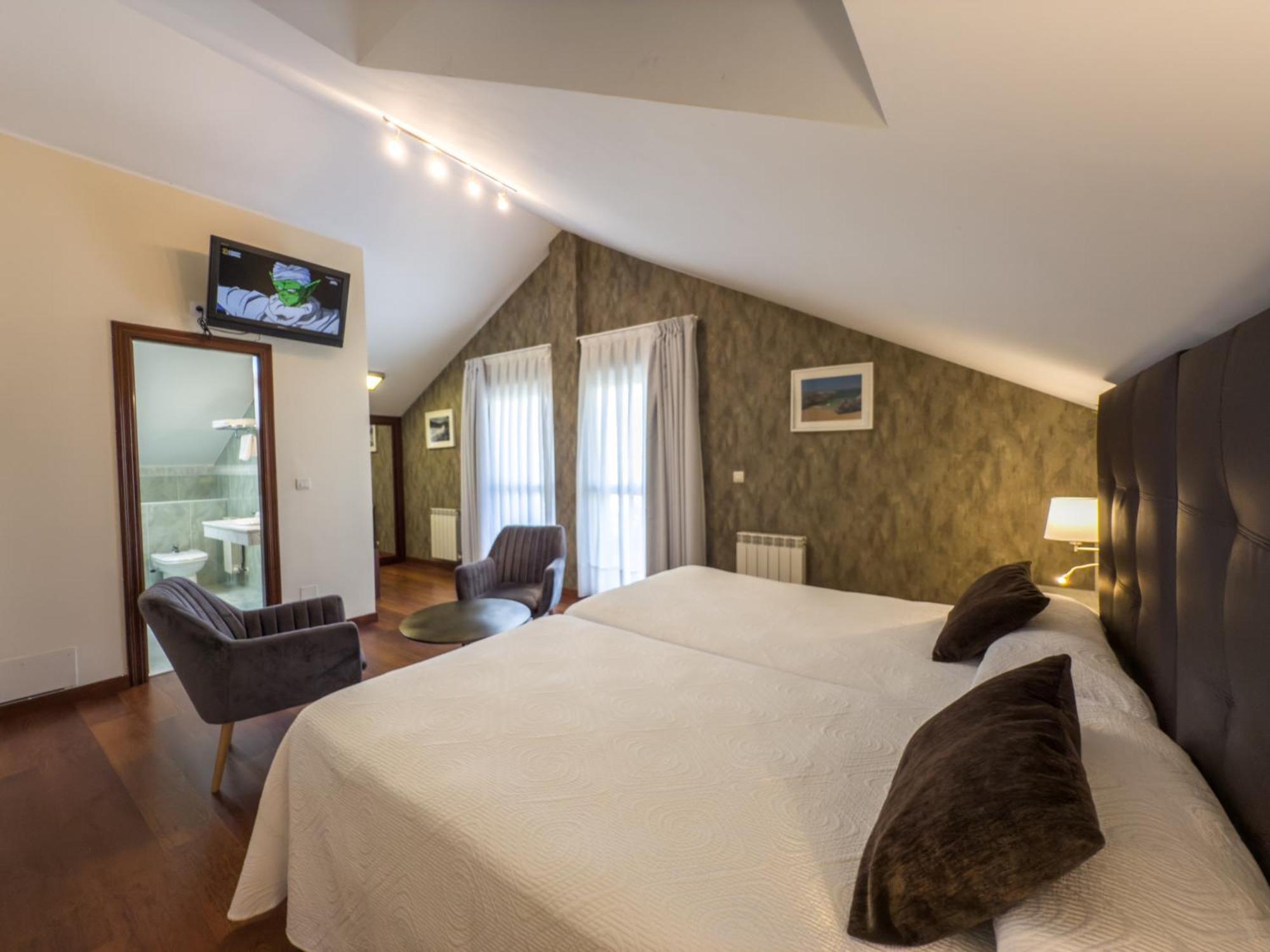 Hotel Verdemar リバデセリャ エクステリア 写真